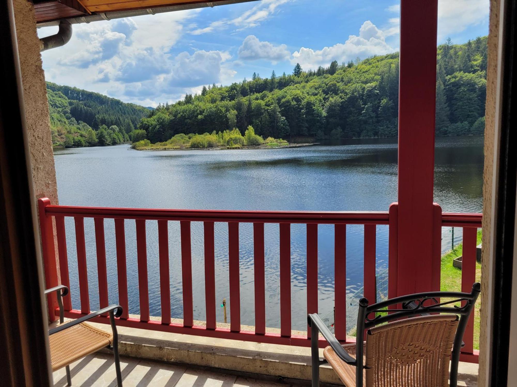 Le Lac Des Moines Condat  Eksteriør bilde