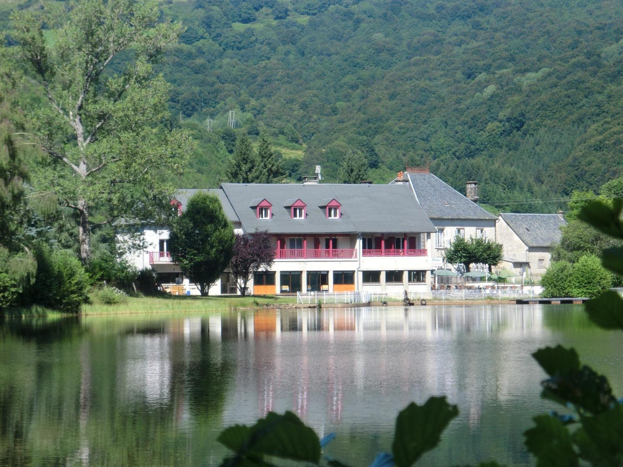 Le Lac Des Moines Condat  Eksteriør bilde